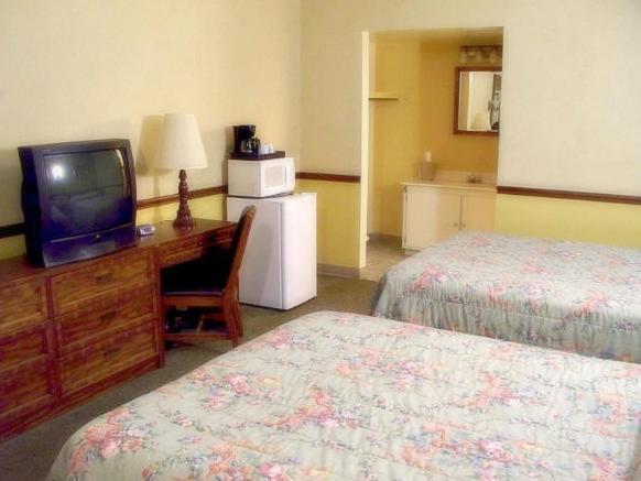 Roscoe Motor Inn Coshocton Δωμάτιο φωτογραφία